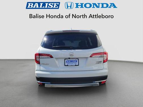 2022 Honda Pilot Touring 8-Passenger
