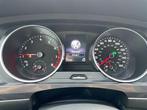 2020 Volkswagen Tiguan 2.0T SE R-Line Black 4MOTION
