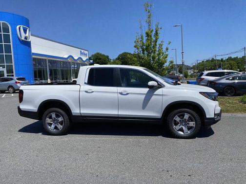Platinum White Pearl 2026 Honda Ridgeline RTL