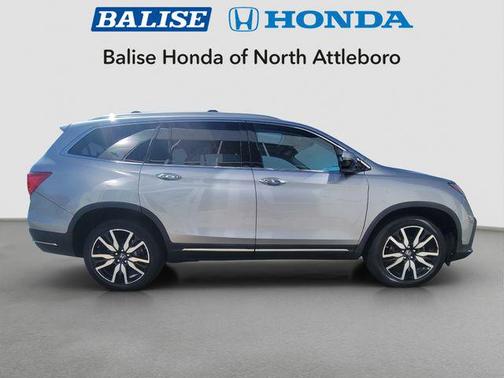 2020 Honda Pilot Touring 8-Passenger