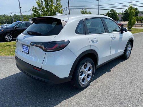 2025 Honda HR-V LX