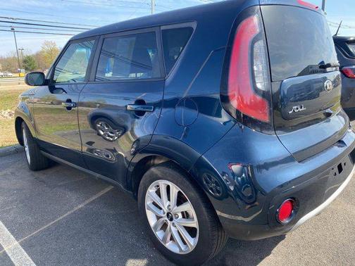 2017 Kia Soul +