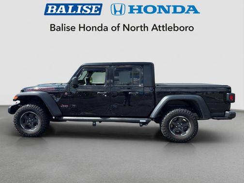Black Clearcoat 2023 Jeep Gladiator Rubicon