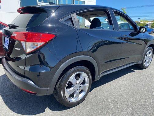 2022 Honda HR-V LX