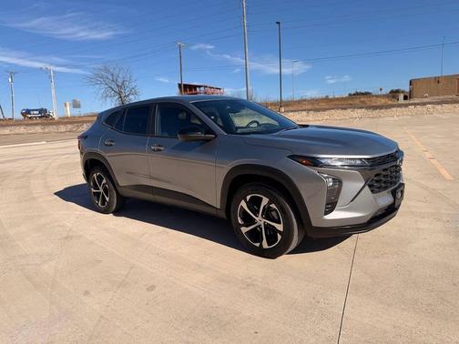 2024 Chevrolet Trax FWD 1RS