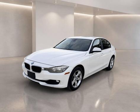 Alpine White 2014 BMW 320 i