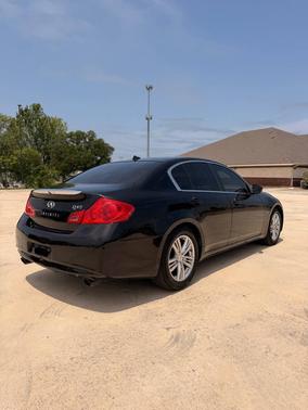 Black Obsidian 2015 INFINITI Q40 Base