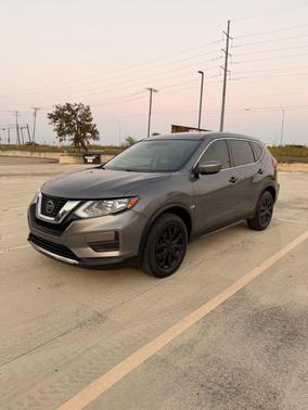 Gun Metallic 2019 Nissan Rogue S