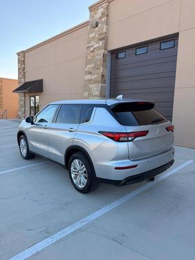 2022 Mitsubishi Outlander ES 2.5 2WD