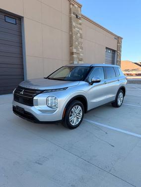 2022 Mitsubishi Outlander ES 2.5 2WD