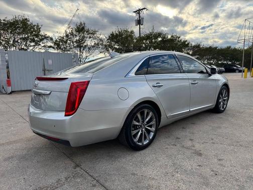 2016 Cadillac XTS Standard