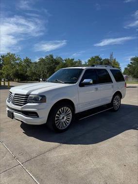 2016 Lincoln Navigator Select