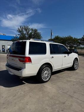 2016 Lincoln Navigator Select