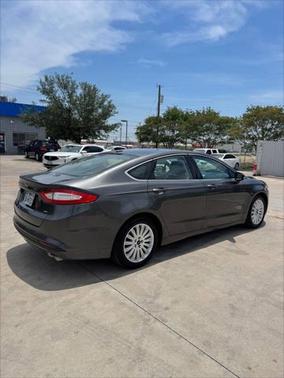 2015 Ford Fusion Energi SE Luxury