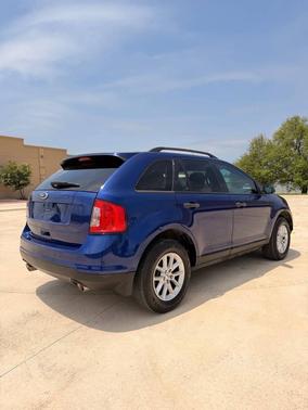 Deep Impact Blue Metallic 2013 Ford Edge SE