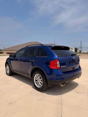 Deep Impact Blue Metallic 2013 Ford Edge SE