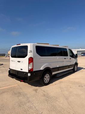 Oxford White 2019 Ford Transit-350 XLT