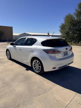 2013 Lexus CT 200h Base 4dr Hatchback