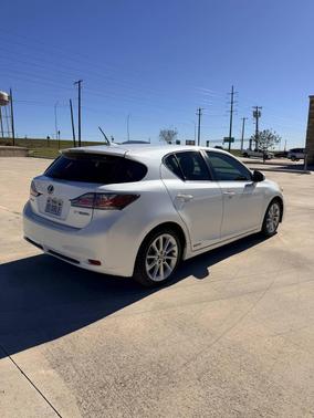 2013 Lexus CT 200h Base 4dr Hatchback
