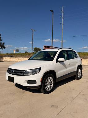 Pure White 2017 Volkswagen Tiguan 2.0T S