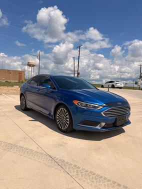 Lightning Blue 2018 Ford Fusion SE