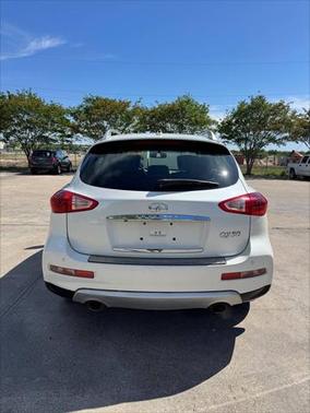 2017 INFINITI QX50 Base