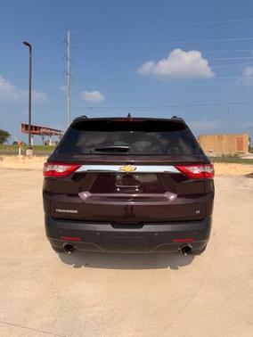 Black Cherry Metallic 2020 Chevrolet Traverse LT Cloth