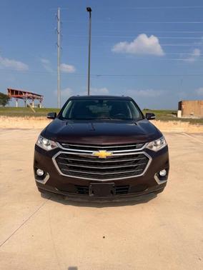 Black Cherry Metallic 2020 Chevrolet Traverse LT Cloth