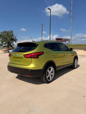 Nitro Lime 2017 Nissan Rogue Sport SL