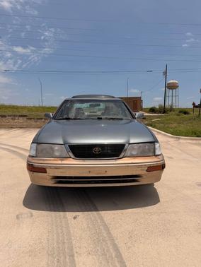 Platinum Metallic 1996 Toyota Avalon XL