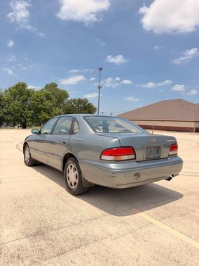 Platinum Metallic 1996 Toyota Avalon XL