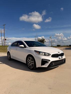Snow White Pearl 2020 Kia Forte EX