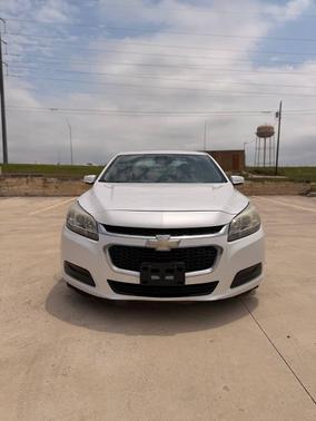 Summit White 2015 Chevrolet Malibu 1LT
