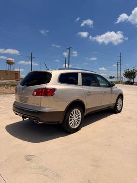Gold Mist Metallic 2011 Buick Enclave 1XL