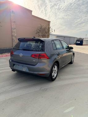 2017 Volkswagen Golf TSI Wolfsburg Edition 4-Door