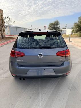 2017 Volkswagen Golf TSI Wolfsburg Edition 4-Door