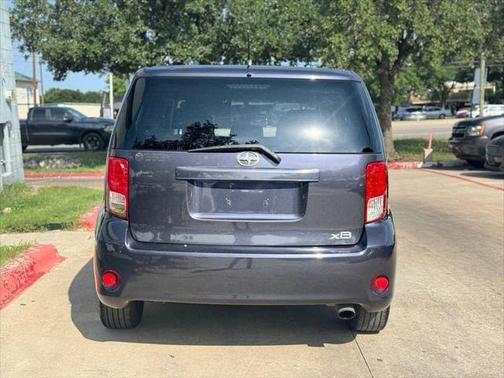 2012 Scion xB Release Series 9.0