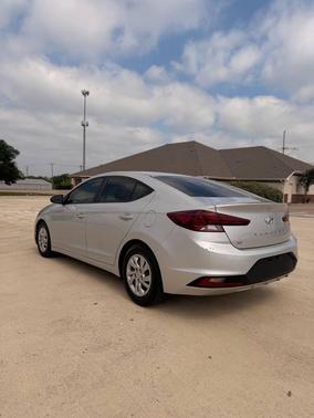 Stellar Silver 2020 Hyundai ELANTRA SE