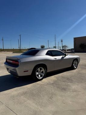 2013 Dodge Challenger SXT