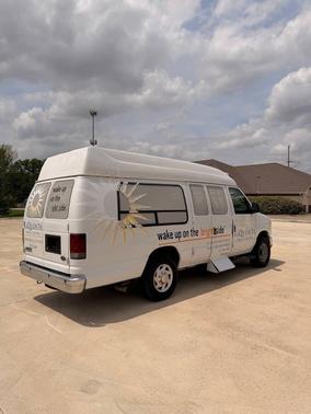 Oxford White Clearcoat 2008 Ford E250 Cargo