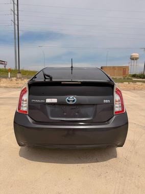 Winter Gray Metallic 2015 Toyota Prius Two