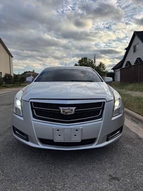 2016 Cadillac XTS Standard