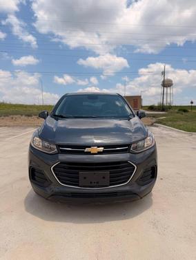 Nightfall Gray Metallic 2019 Chevrolet Trax LS
