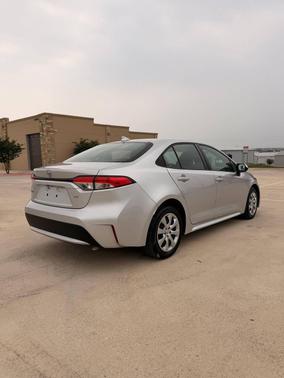 Classic Silver Metallic 2020 Toyota Corolla LE