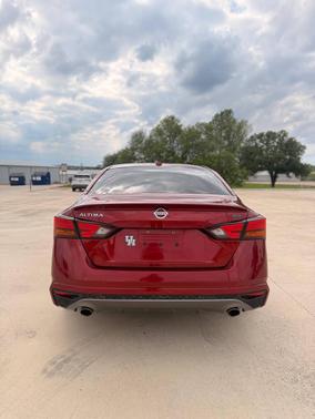 Scarlet Ember Tintcoat 2020 Nissan Altima SR FWD
