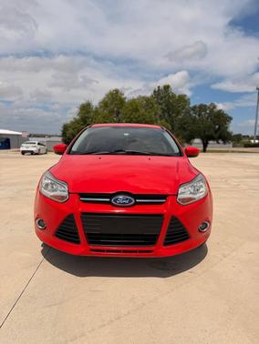 Race Red 2012 Ford Focus SE