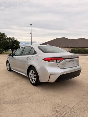 Classic Silver Metallic 2024 Toyota Corolla LE