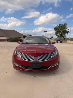 2013 Lincoln MKZ Base