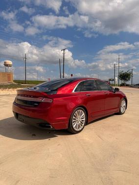 2013 Lincoln MKZ Base