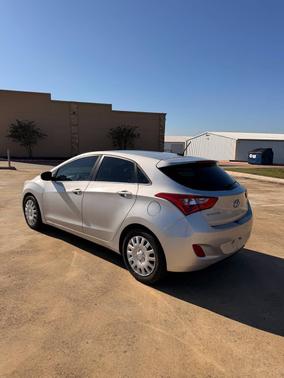 2017 Hyundai Elantra GT Base